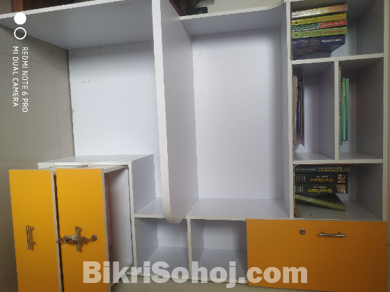 Reading Table
